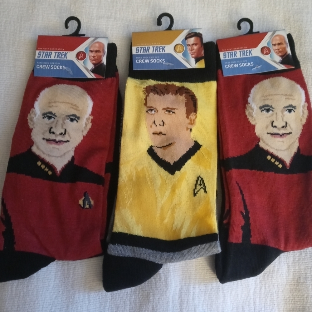 Three Star Trek men's size 10/ 13 crew socks